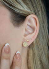 Cargar imagen en el visor de la galería, A Clover Redondo Circonias 1 Cm